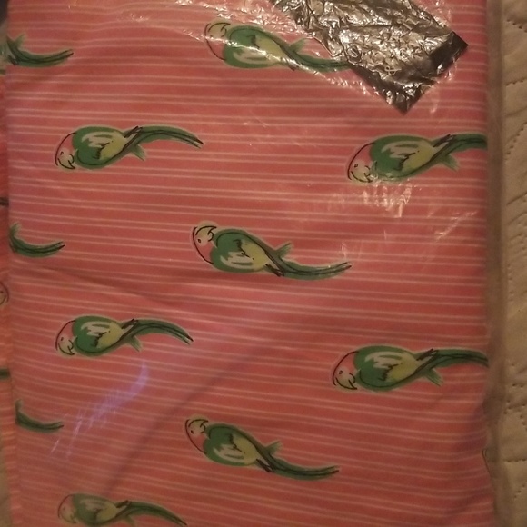 Crown & Ivy new button up long sleeves blouse - Picture 1 of 5